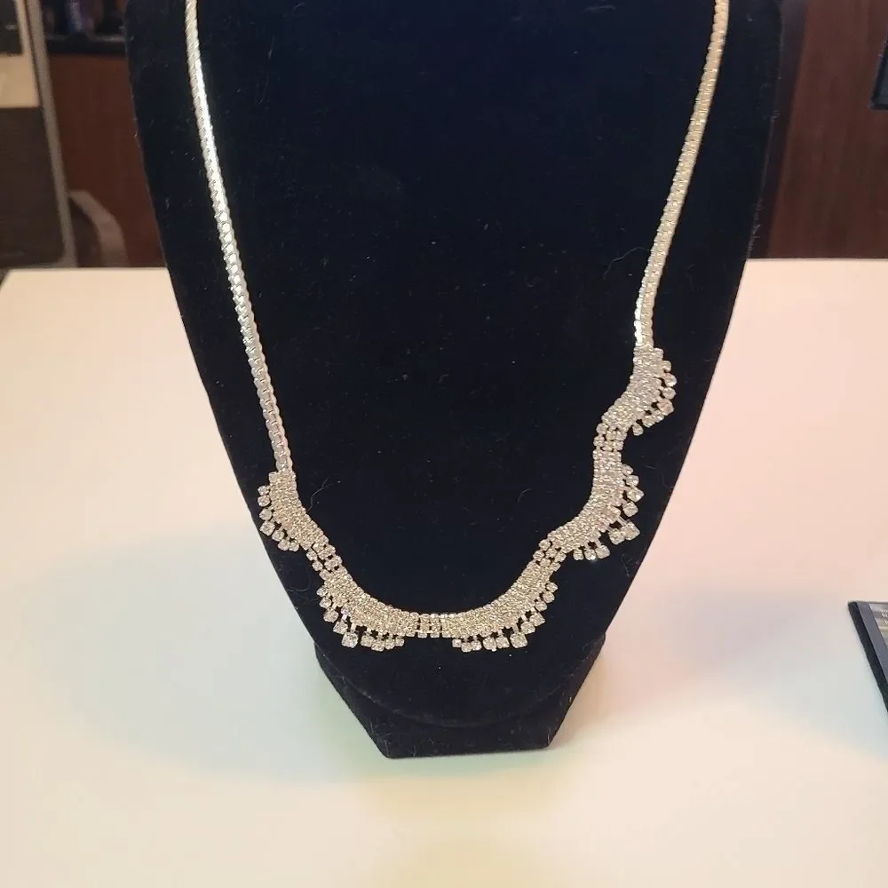 Wedding Necklace and Earrings with Rhinestones Costume Jewelry - Picture 2 of 11